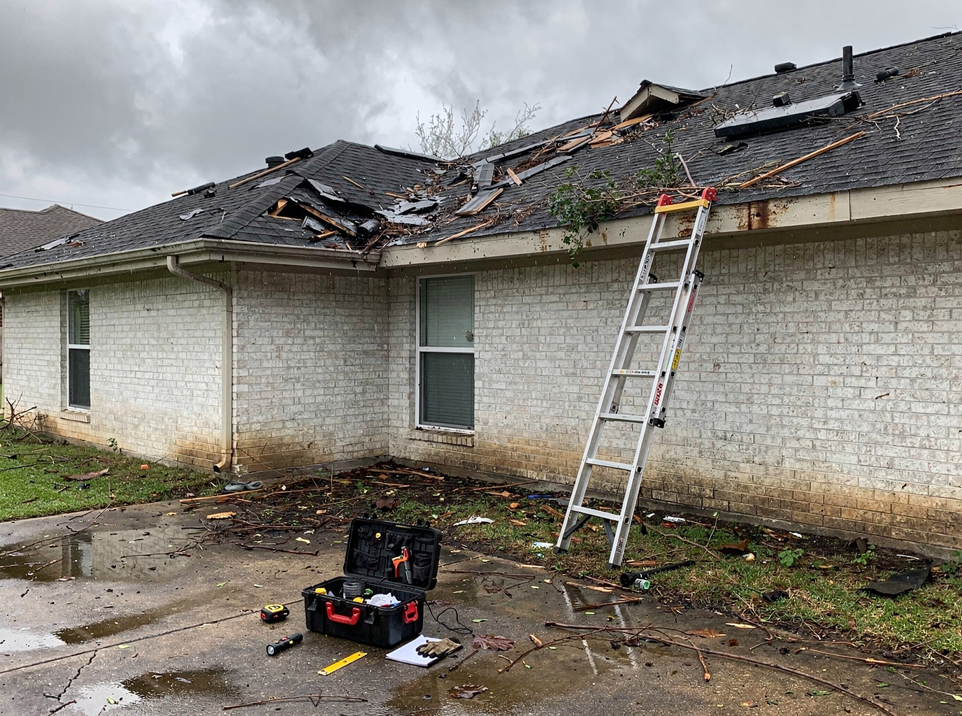 What to Do Immediately After a Storm Hits Your Roof in Spring TX